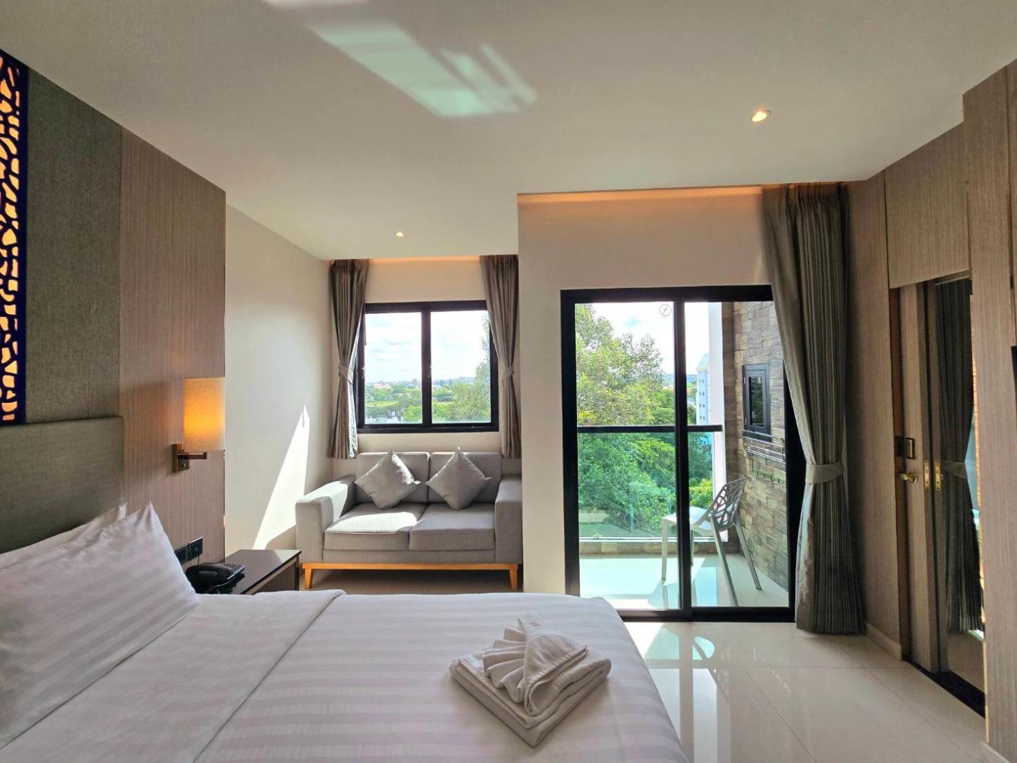 The Tj Hotel Jomtien 外观 照片