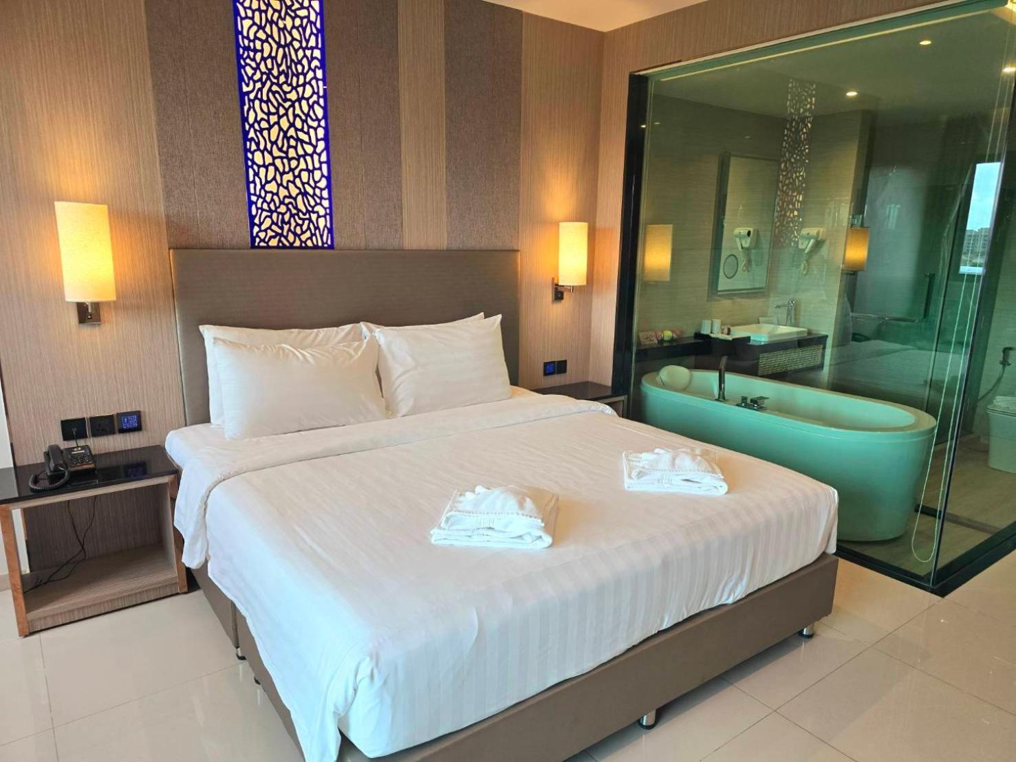 The Tj Hotel Jomtien 外观 照片