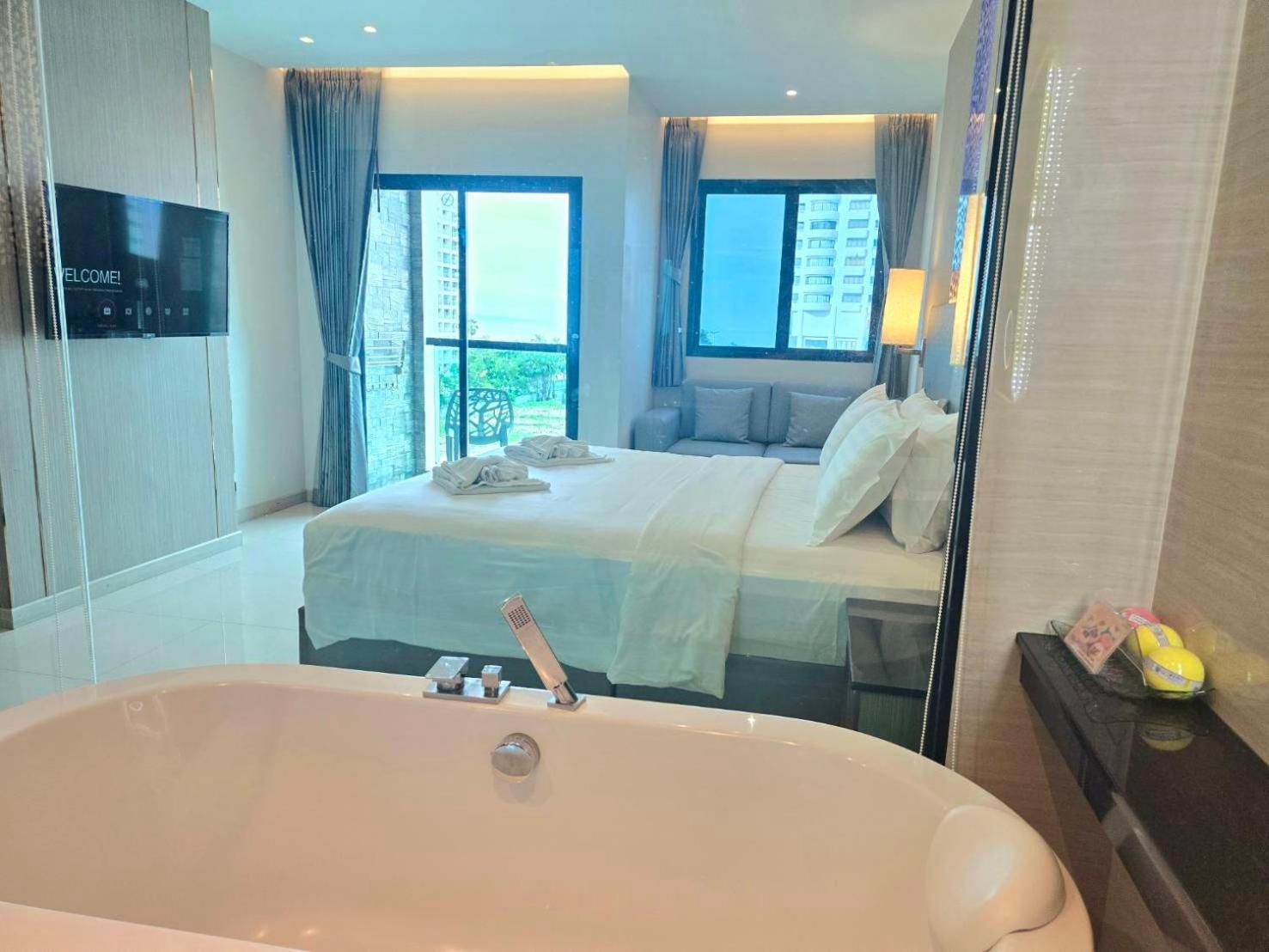 The Tj Hotel Jomtien 外观 照片
