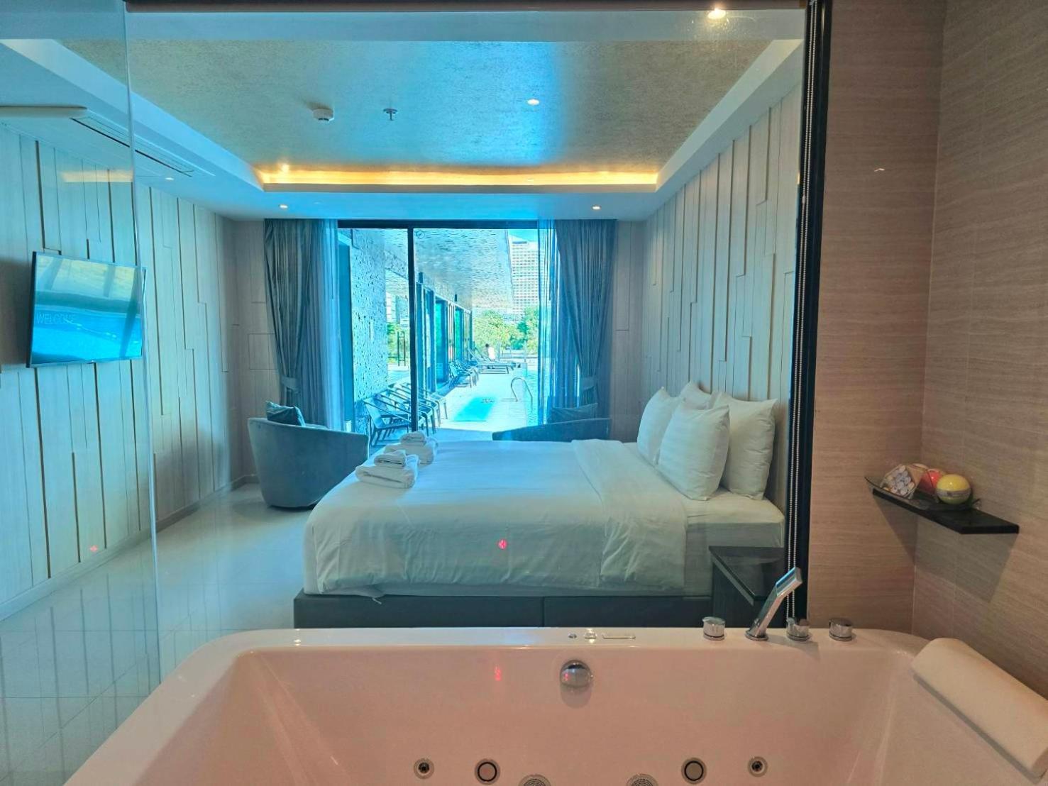 The Tj Hotel Jomtien 外观 照片