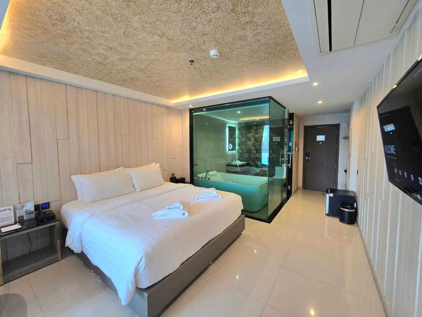 The Tj Hotel Jomtien 外观 照片
