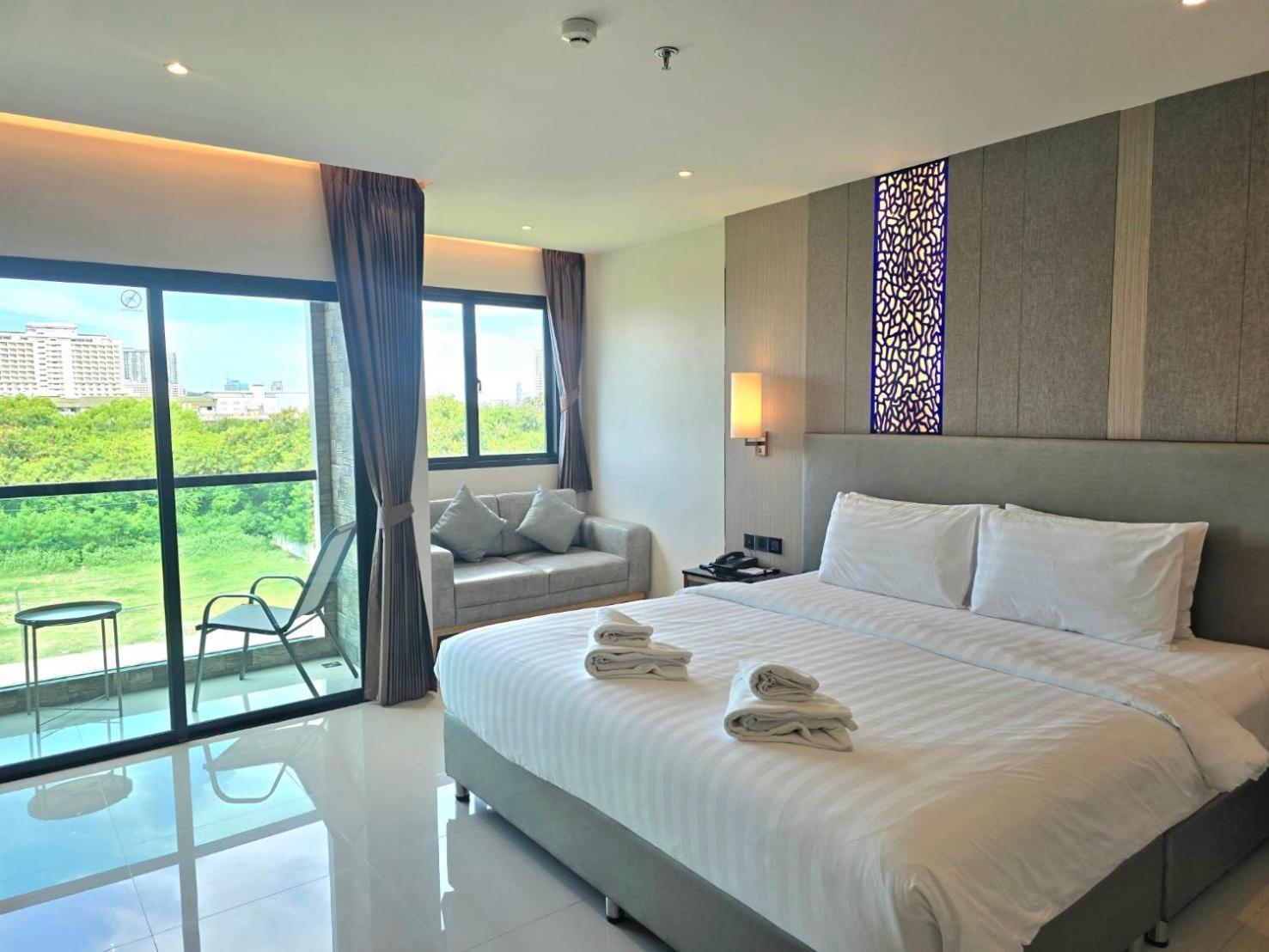 The Tj Hotel Jomtien 外观 照片