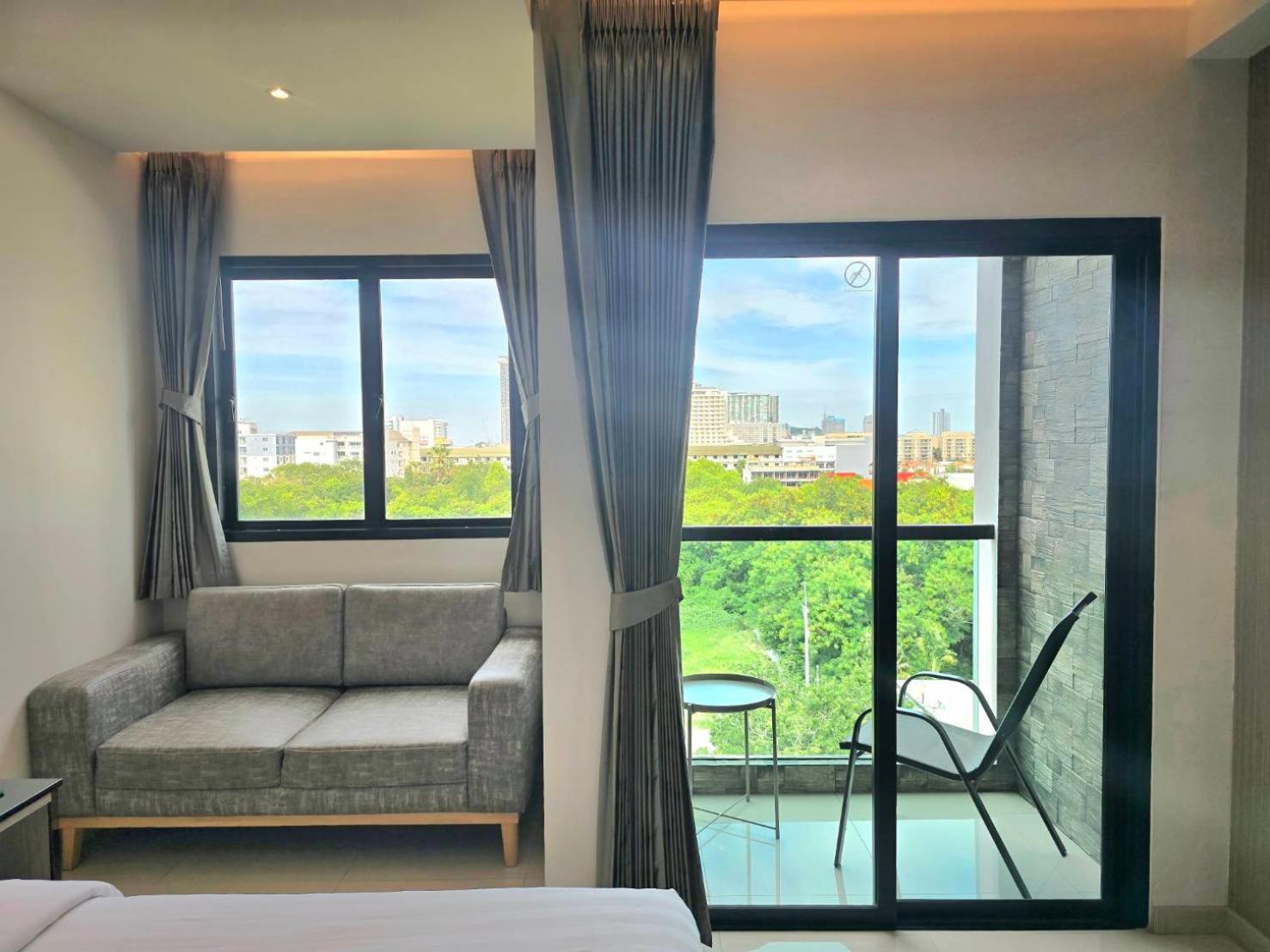 The Tj Hotel Jomtien 外观 照片